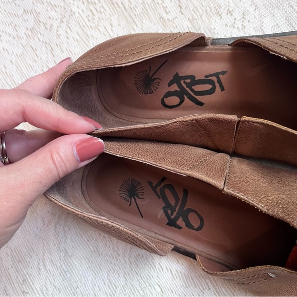 OTBT Coyote hickory leather d’orsay shoe - Picture 2 of 8